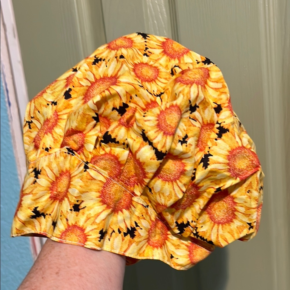 Sunflower Print scrub Cap